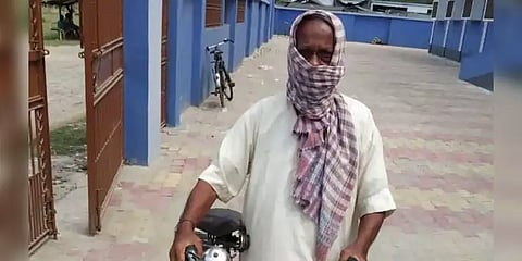 ‘பீகார் டூ மேற்கு வங்கம்’: வீட்டிற்கு 320 கிமீ சைக்கிளில் சென்ற 75 வயது முதியவர்..!