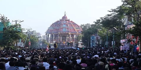 உலகப் புகழ்பெற்ற  திருவாரூர் ஆழித்தேரோட்டம் ஒத்திவைப்பு !