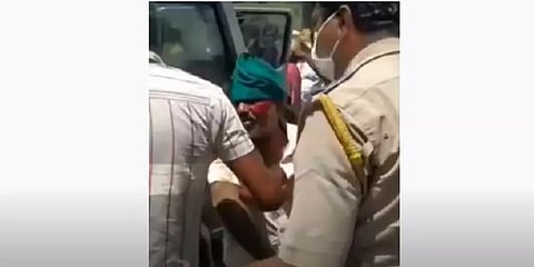 விபத்தில் சிக்கியவர்களை மீட்டு மருத்துவமனையில் சேர்த்த காவல் ஆய்வாளர் - குவியும் பாராட்டு
