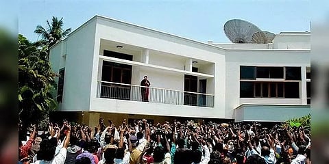 “வேதா நிலையம் புதுமனை புகுவிழாவில் என் அன்னை இல்லை” - ஜெயலலிதாவின் போயஸ்கார்டன் நினைவு 
