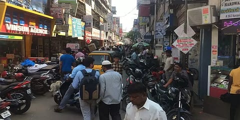 மீண்டும் வணிகத்தை தொடங்கியுள்ள சென்னை  ரிச்சி ஸ்ட்ரீட்...!