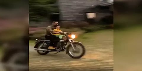 ஷாக்‌ஷி தோனி பகிர்ந்த வீடியோ - என்ன சொல்கிறார்?