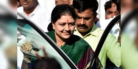 சசிகலா விடுதலை எப்போது ? - கர்நாடக சிறைத்துறை பதில்..!