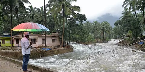 கேரளாவுக்கு நாளை "ரெட் அலர்ட்"