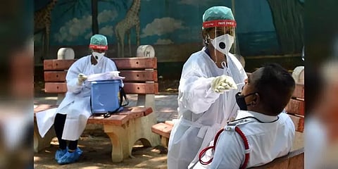 தமிழகத்தில் இன்று 3,713 பேருக்கு கொரோனா பாதிப்பு 