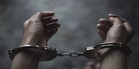 சென்னை: 5 வயது சிறுமிக்கு பாலியல் தொல்லை; சிக்கிய இளைஞர்