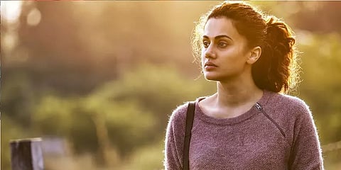 விகாஷ் துபே என்கவுன்ட்டர்:  பாலிவுட்டுடன் ஒப்பிட்டு கருத்து தெரிவித்த நடிகை டாப்சி!!