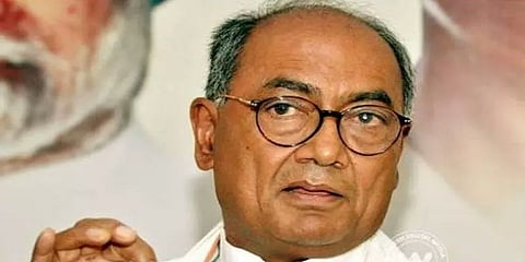 ராகுல் காந்தியின் செயலை பாராட்டாதவர்கள் ஏன் கட்சியில் இருக்கிறார்கள்?: திக் விஜய சிங்
