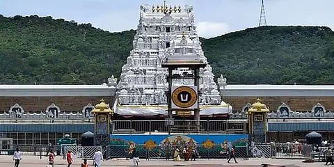 அர்ச்சகர்களின் பாதுகாப்பை உறுதிப்படுத்துங்கள்-திருப்பதி கோயிலின் பிரதான அர்ச்சகர் கோரிக்கை