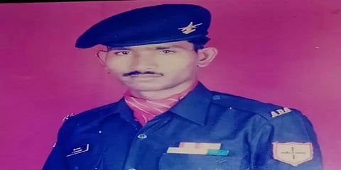 விஷவாயு தாக்கி மகாராஷ்டிராவில் உயிரிழந்த தமிழக ராணுவ வீரர்: உடலுக்கு சொந்த ஊரில் மரியாதை