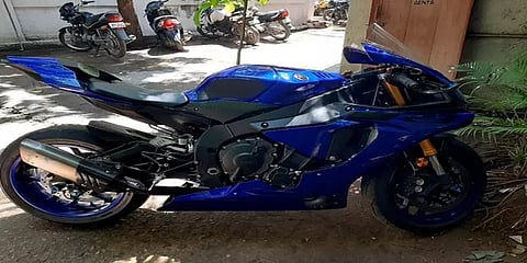 ‘300 கி.மீ வேகத்தில் பைக் ரைடிங்’ வீடியோ பதிவிட்ட இளைஞருக்கு போலீஸ் கொடுத்த ஷாக்..!