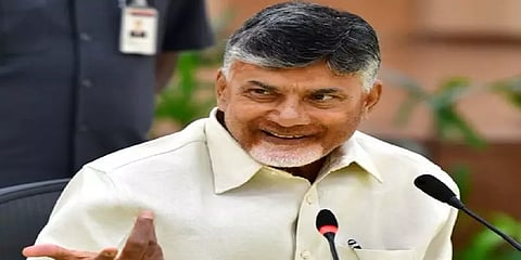 ’கல்விச்செலவை ஏற்கிறேன்’:  சோனு சூட் உதவியைக் குறிப்பிட்டு சந்திரபாபு நாயுடு தகவல்!