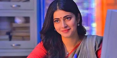 அது என் சொந்த முடிவு - மூக்கு அறுவை சிகிச்சை குறித்து பேசிய ஸ்ருதிஹாசன்