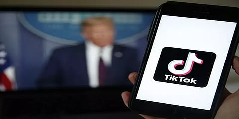 அமெரிக்கா - சீனா இடையே வலுக்கும் 'டிக்டாக்' போர் !