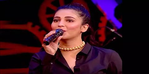”இந்தியாவுக்குள்தான் இந்தப் பிரிவினைகள்” ஏஆர் ரகுமான் விவகாரம் பற்றி ஸ்ருதி பளீச் பேட்டி