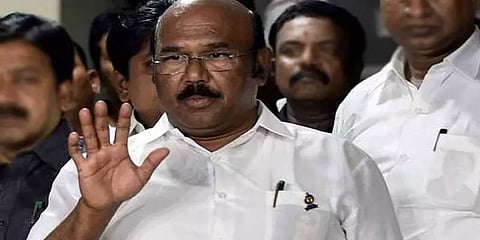 எஸ்.வி.சேகருக்கு சிறைக்கு செல்ல ஆசையாக இருந்தால் அதனை அரசு நிறைவேற்றும்- ஜெயக்குமார்