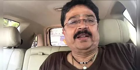 தேசியக்கொடியை அவமதித்து வீடியோ வெளியிட்ட புகாரில்  எஸ்.வி. சேகர் மீது வழக்குப்பதிவு