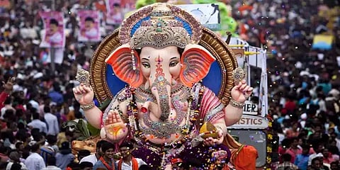 விநாயகர் சதுர்த்தி விழாவிற்கு அரசு விதித்த தடையை ரத்து செய்ய முடியாது - நீதிபதிகள்
