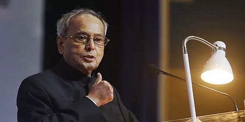 கொரோனா தடுப்பு வழிக்காட்டு முறைகளின்படி பிரணாப் முகர்ஜிக்கு இன்று இறுதிச் சடங்கு !