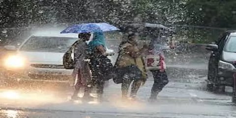 ஆழ்ந்த காற்றழுத்த தாழ்வு மண்டலம்: 6 மாவட்டங்களில் கனமழைக்கு வாய்ப்பு !
