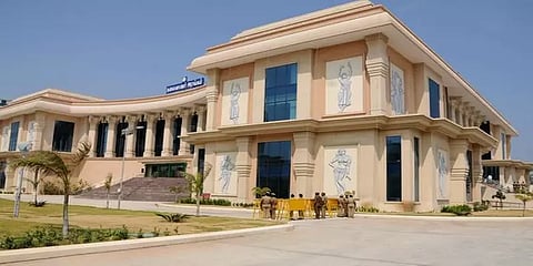 தமிழக சட்டப்பேரவை கூட்டத் தொடர்.... 3 நாளில் நடந்தது என்ன ?