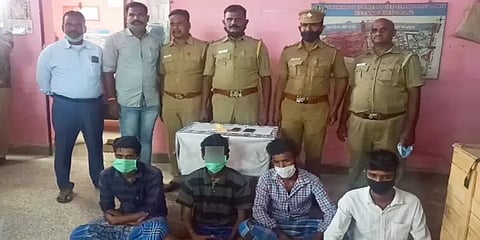 மதுரை: தொடர் வழிப்பறியில் ஈடுபட்ட 17வயது சிறுவன்- நால்வர் கைது.!