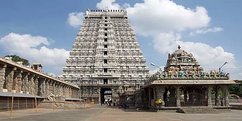 திருவண்ணாமலை அண்ணாமலையார் கோயில் தரிசனத்துக்கு  அடையாள அட்டை அவசியம் - கோவில் இணை ஆணையர்