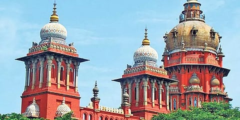 100% கட்டணம் : 9 பள்ளிகள் மீது நீதிமன்ற அவமதிப்பு வழக்கு