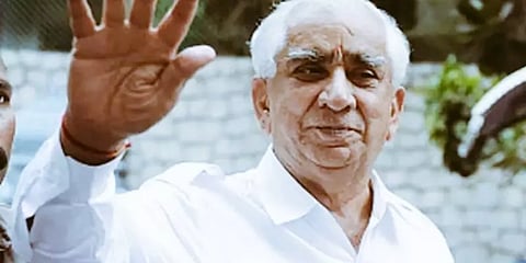 பேச்சில் வல்லவர்;  வாஜ்பாயின் விசுவாசி;  ஜஸ்வந்த் சிங்கின் வாழ்க்கை பயணம்..!