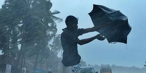 தமிழகத்தில் 14 மாவட்டங்களில் மிதமான மழைக்கு வாய்ப்பு !