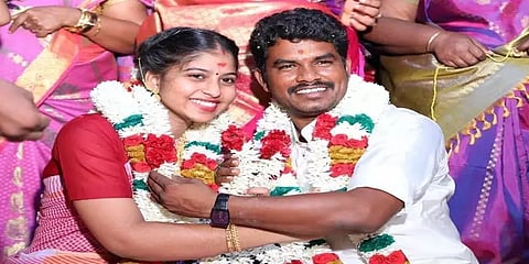 காதல் திருமணம் செய்துகொண்ட கள்ளக்குறிச்சி எம்.எல்.ஏ: தீக்குளிக்க முயன்ற மணமகளின் தந்தை
