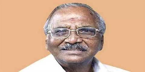 “நான் உயிரோடு இருக்கும் வரை நான்தான் அவைத்தலைவர்” - மதுசூதனன் 