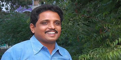 "இந்தியில் கடிதம் அனுப்புவதை நிறுத்துக"- இன்சூரன்ஸ் நிறுவன தலைவருக்கு மதுரை எம்.பி கடிதம்