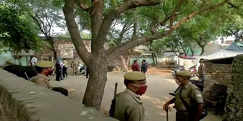 ஹத்ராஸ் பெண்ணின் உடலை தகனம் செய்ததில் மனித உரிமை மீறல் : அலகாபாத் உயர்நீதிமன்றம்