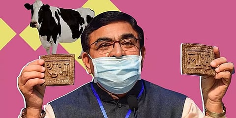 ஆதாரம் இருக்கா? - மாட்டுச்சாண சிப்க்கு எதிராக கேள்விகளை எழுப்பிய  600 விஞ்ஞானிகள்.!
