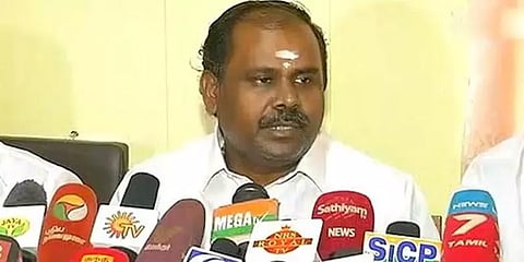 குட்டையை குழப்பி மீன் பிடிக்க நினைக்கும் எதிர்க்கட்சிகள் - அமைச்சர் ஆர்.பி.உதயகுமார்..!