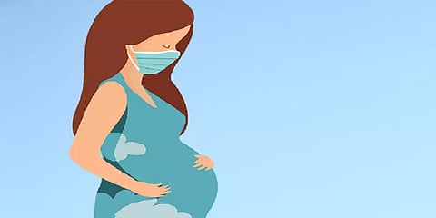 நள்ளிரவில் பிரசவ வலியால் துடித்த பெண்... சற்றும் யோசிக்காமல் போலீஸார் செய்த செயல்!