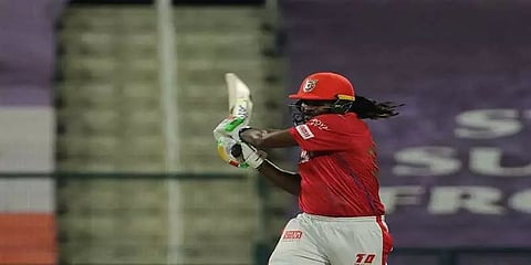 மரண காட்டு காட்டிய கெயில் - ராஜஸ்தானுக்கு 186 ரன்கள் இலக்கு !