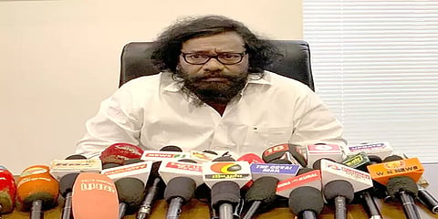 “ஸ்டாலின் பகிரங்க மன்னிப்பு கேட்க வேண்டும்”- கருணாஸ்