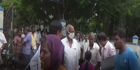 ”மூளைச்சலவைச் செய்து விட்டார்கள்”  - இறந்த மனைவியின் உடலை வாங்க மறுத்த கணவன்!