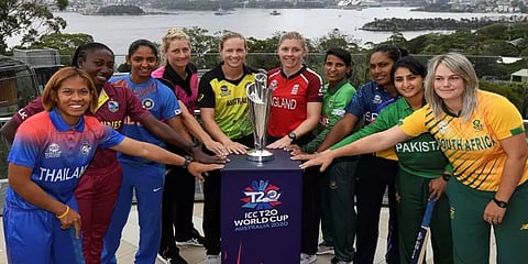 மகளிர் டி20 உலகக் கோப்பை கிரிக்கெட் தொடர் ஒத்திவைப்பு !