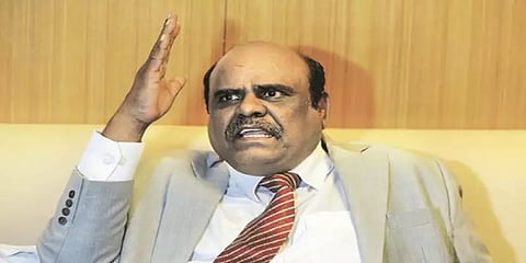 ஓய்வு பெற்ற நீதிபதி கர்ணனை ஏன் கைது செய்யவில்லை? - சென்னை உயர் நீதிமன்றம் கண்டனம்