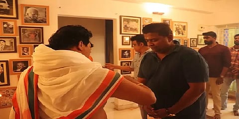பூஜையுடன்  தொடங்கியது பிசாசு -2 படப்பிடிப்பு