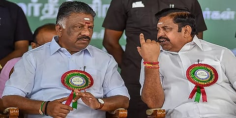 சிறப்பு அம்சங்களுடன் வாகனங்கள் ஏற்பாடு: ஜனவரியில் இ.பி.எஸ், ஓ.பி.எஸ் பிரசாரம் தொடக்கம்!