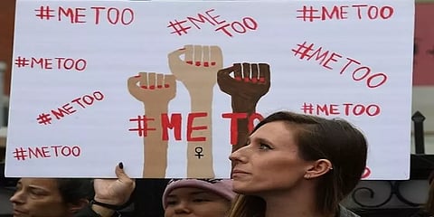 #MeToo தொடங்கி 3 ஆண்டு... ஹாலிவுட்டில் பாலியல் துன்புறுத்தல் தொடர்வது எப்படி? - ஷாக் சர்வே