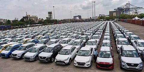 புத்தாண்டில் இருந்து உயரும் சொகுசு கார்களின் விலை