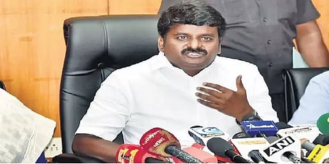 பிரிட்டனில் இருந்து தமிழகம் வந்த 15 பேர், அவர்களுடன் தொடர்பில் இருந்த 13 பேருக்கு கொரோனா
