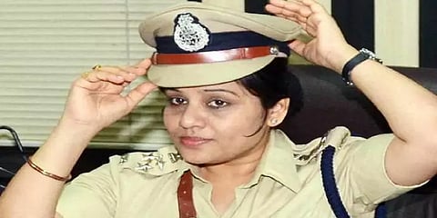 ‘எனது வேலையை சமரசமின்றி செய்கிறேன்’:  பணிமாற்றத்திற்கு பின் ஐபிஎஸ் டி.ரூபா ட்வீட்