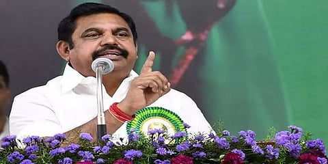 11 பேர் கொண்ட வழிகாட்டு குழுவுக்கு அதிமுக பொதுக்குழு ஒப்புதல்