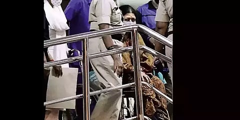 சசிகலாவுக்கு கொரோனா தொற்று - ஆர்டி பிசிஆர் சோதனையில் உறுதி